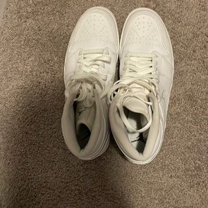 Jordan 1s White